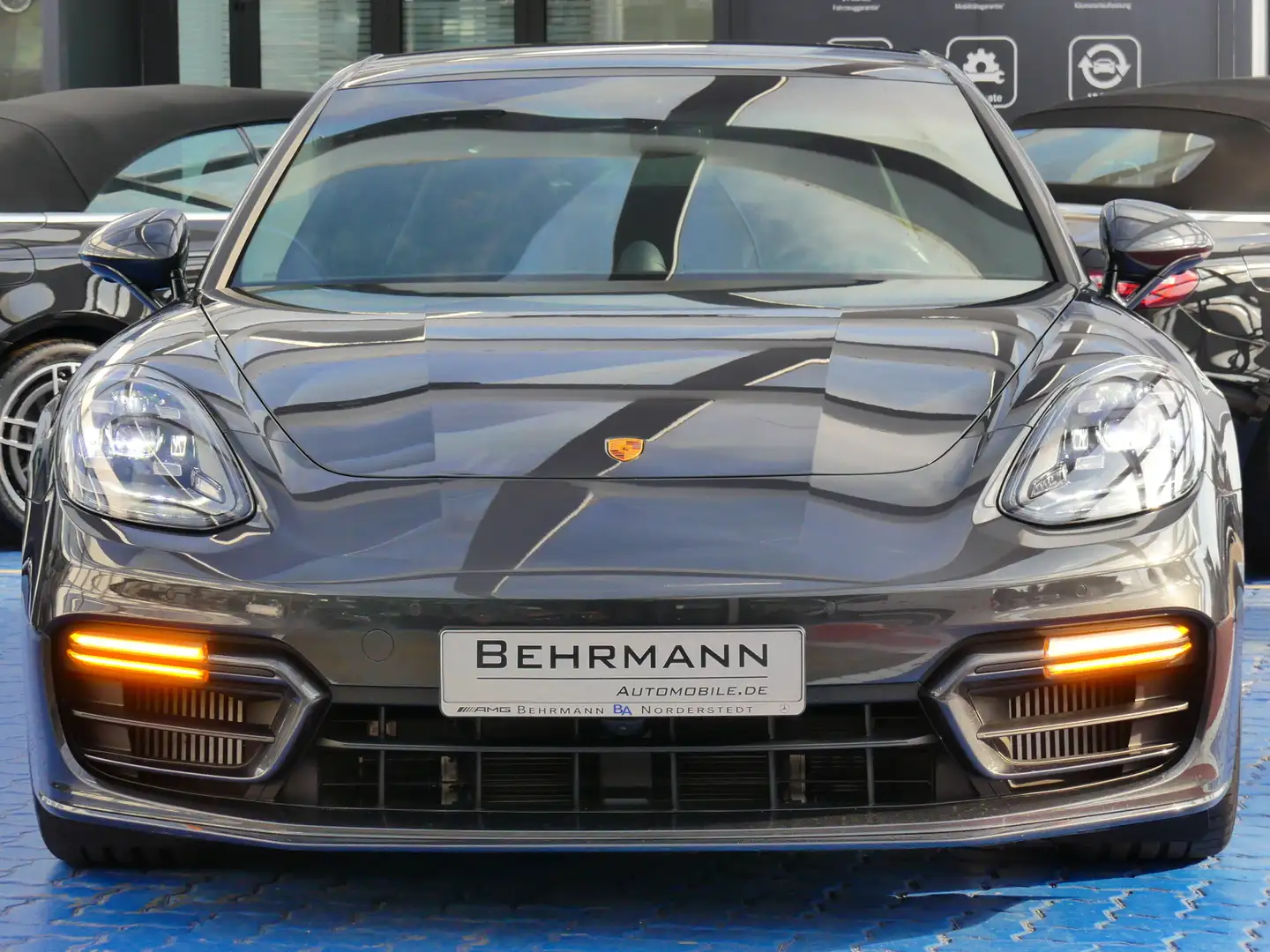 Porsche Panamera Panamera 4Platinum Edition +BOSE+360°+Panorama++ Grau - 2