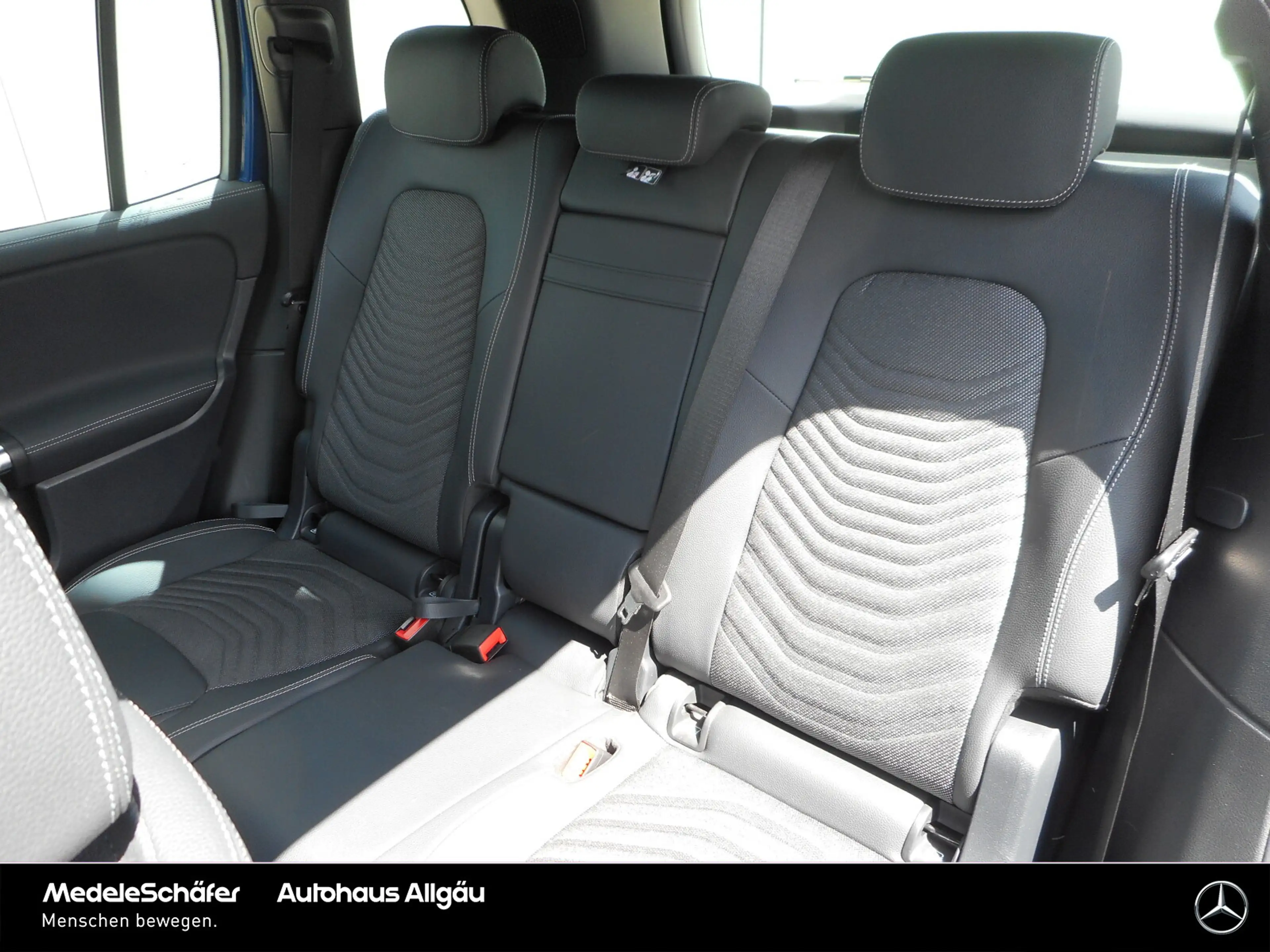 Mercedes-Benz EQB 300 EQB 300 4M Progressive Vorr.-Distronic Kamera LED — photo 15