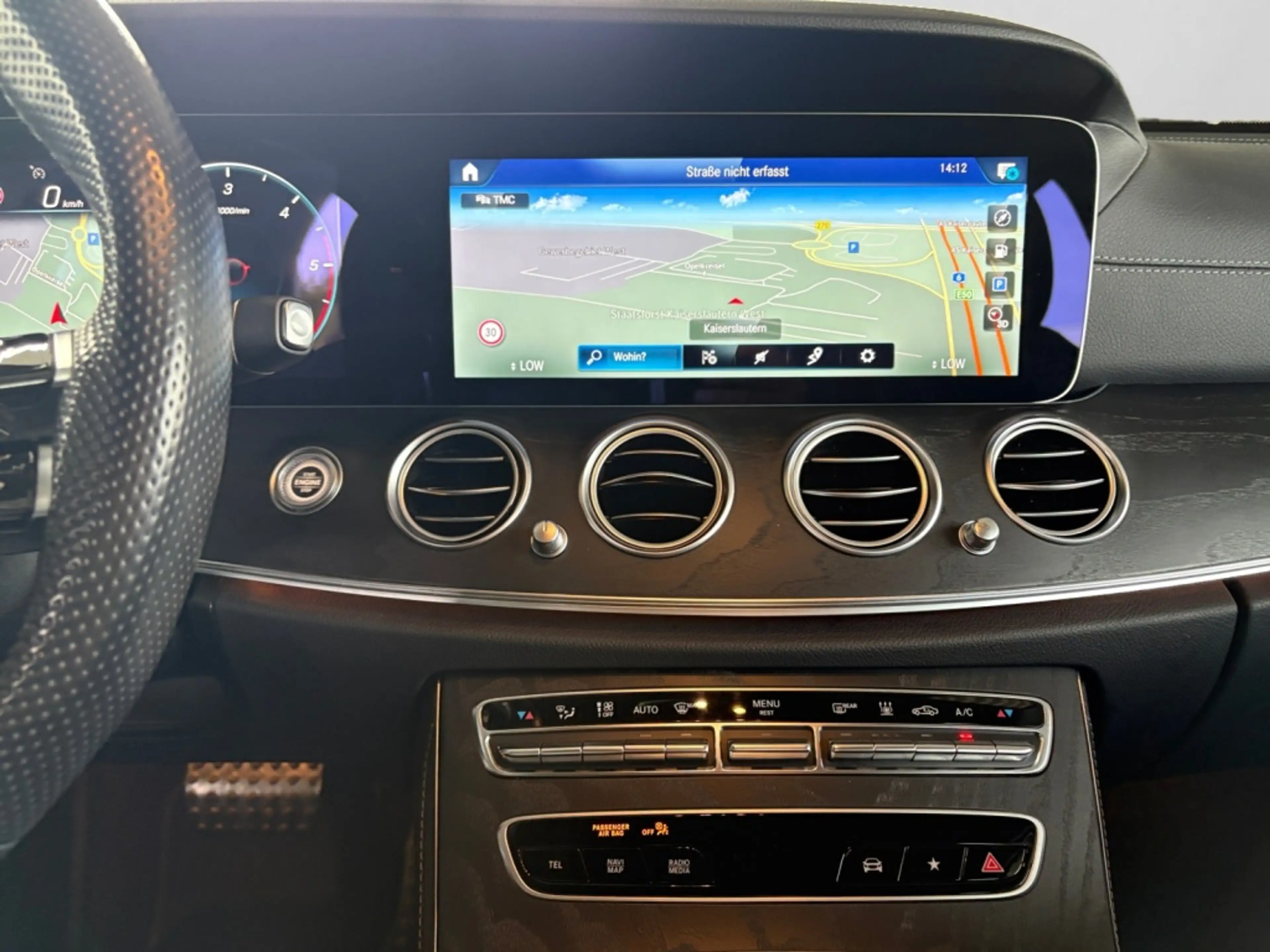 Mercedes-Benz E 400 d 4MATIC T-Modell AMG|BURM|AMBI|MBUX|SHZ — photo 12