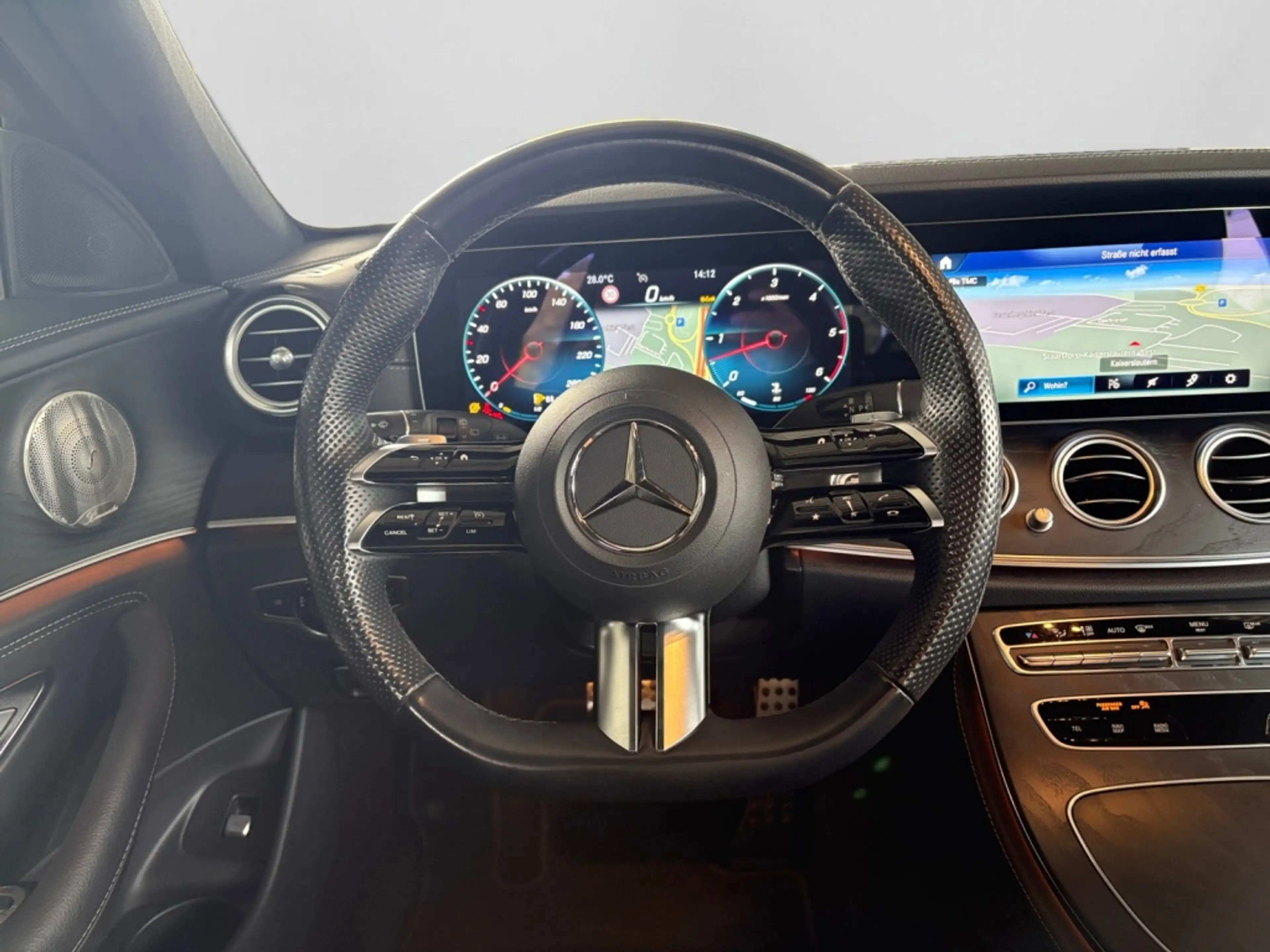 Mercedes-Benz E 400 d 4MATIC T-Modell AMG|BURM|AMBI|MBUX|SHZ — photo 13