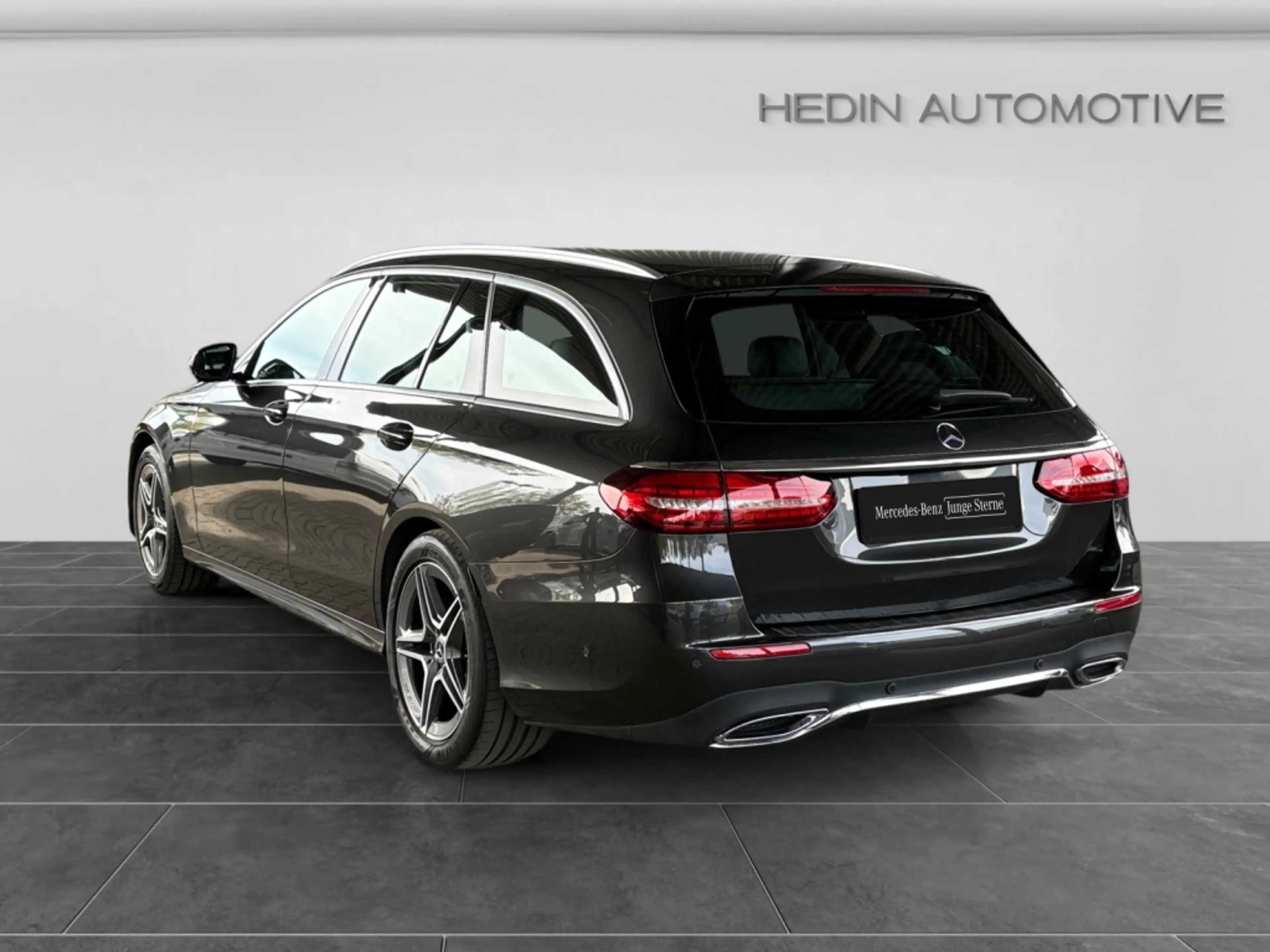 Mercedes-Benz E 400 d 4MATIC T-Modell AMG|BURM|AMBI|MBUX|SHZ — photo 4