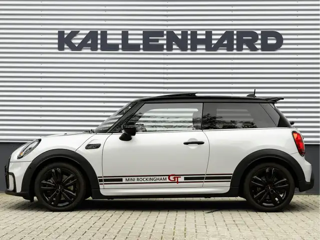 Mini Hatch view 7