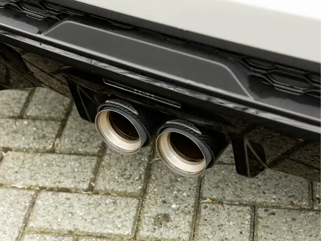 Mini Hatch view 15