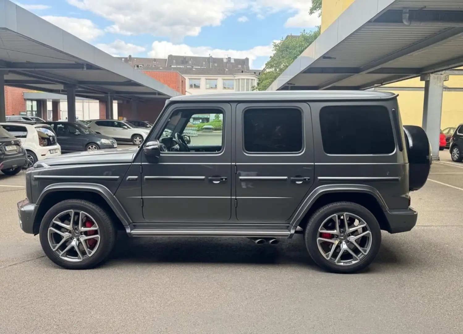 Mercedes-Benz G Mercedes-AMG 63 Gris - 1