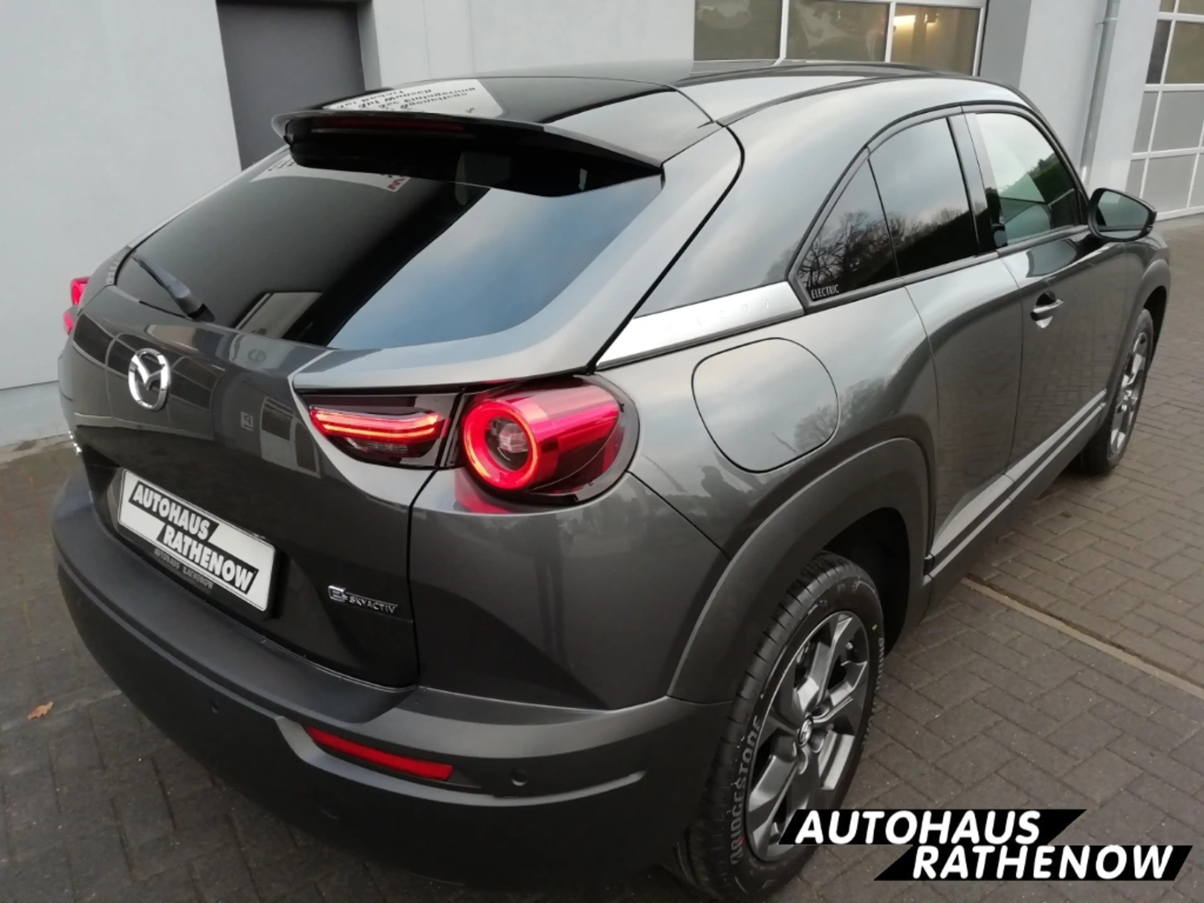 Mazda MX-30 First Edition Skyactiv-E Elektro MATRIX LED Automa — photo 6