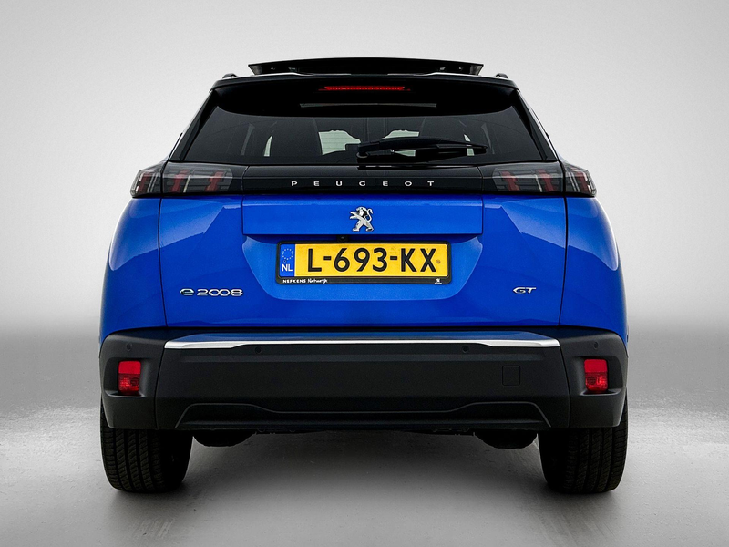 Peugeot e-2008 SUV EV GT Pack 50 kWh 136pk | Accu 93% | Navigatie — photo 6