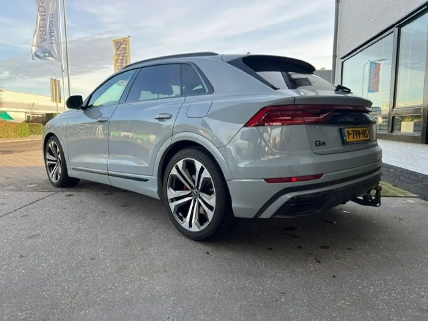 Audi Q8 55 TFSIe Q8 S line Gris - 2