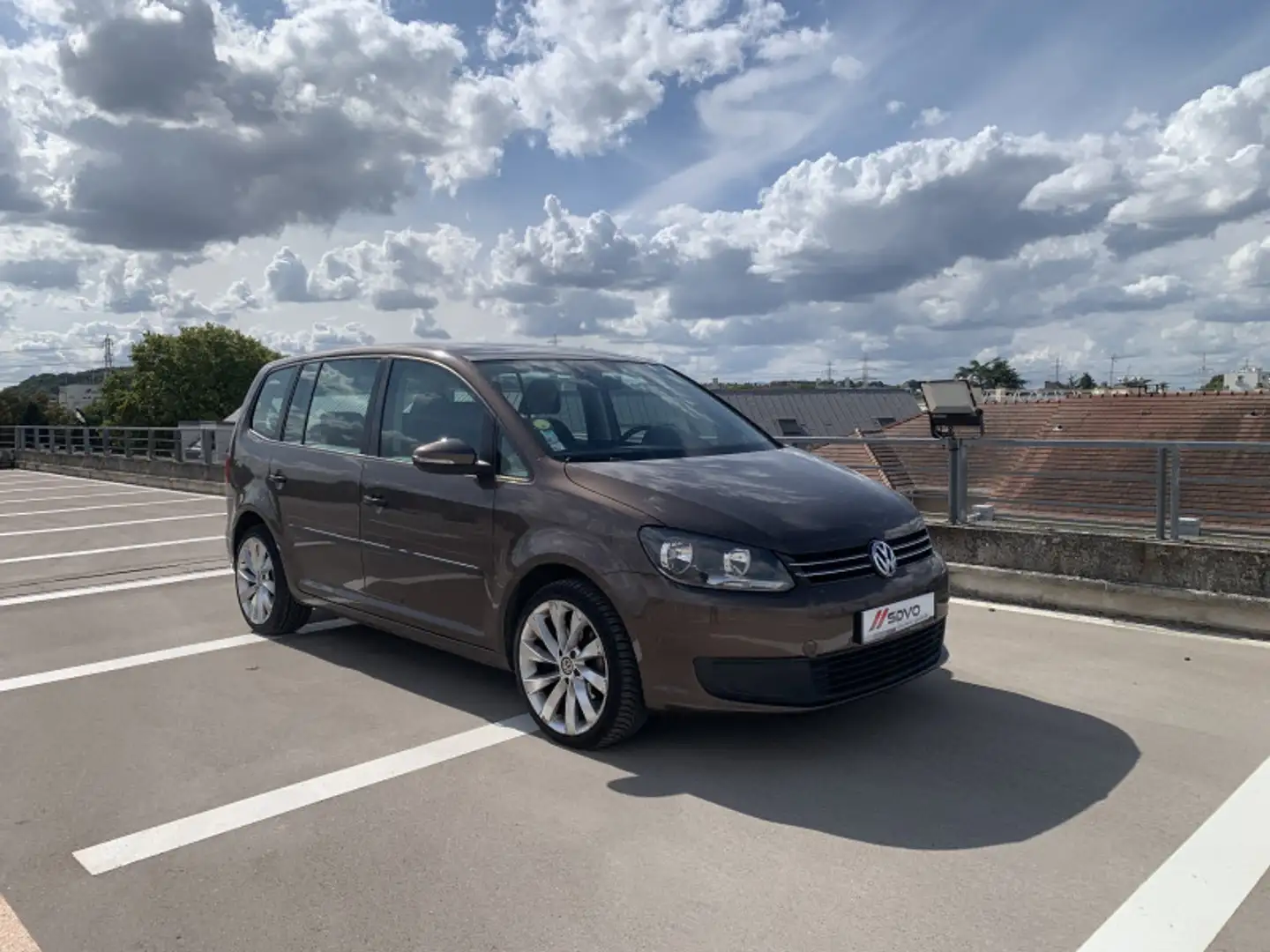 Volkswagen Touran 1.6 TDI 105CH BLUEMOTION TECHNOLOGY FAP TRENDLINE Braun - 2