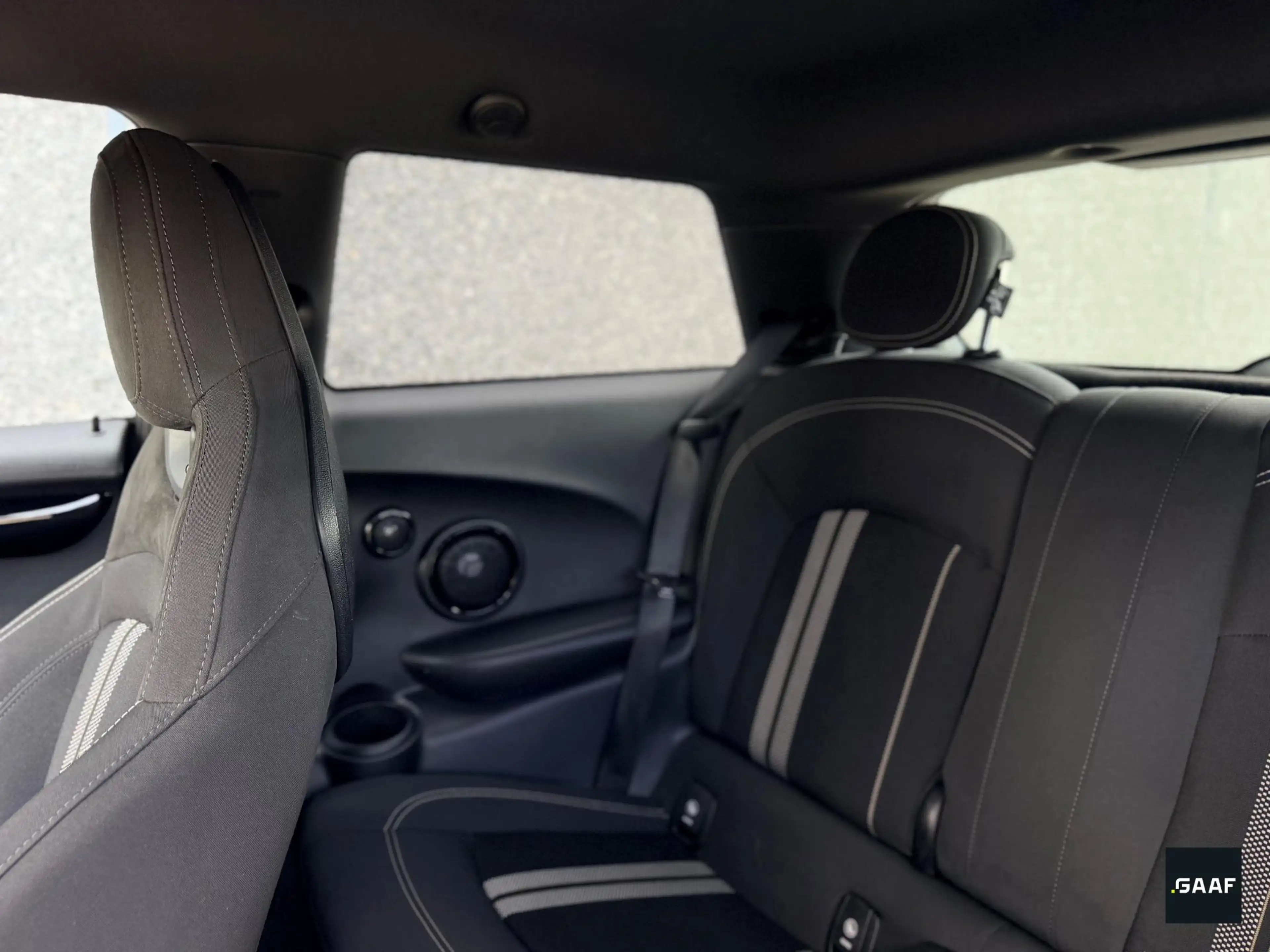 MINI One 1.5 | JCW Pack | LED | Harman Kardon | Stoelverwar — photo 15