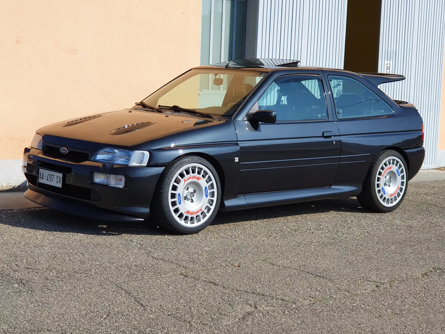 Ford Escort Escort 3p 2.0i 16v RS Cosworth Executive Srs Чёрный - 2