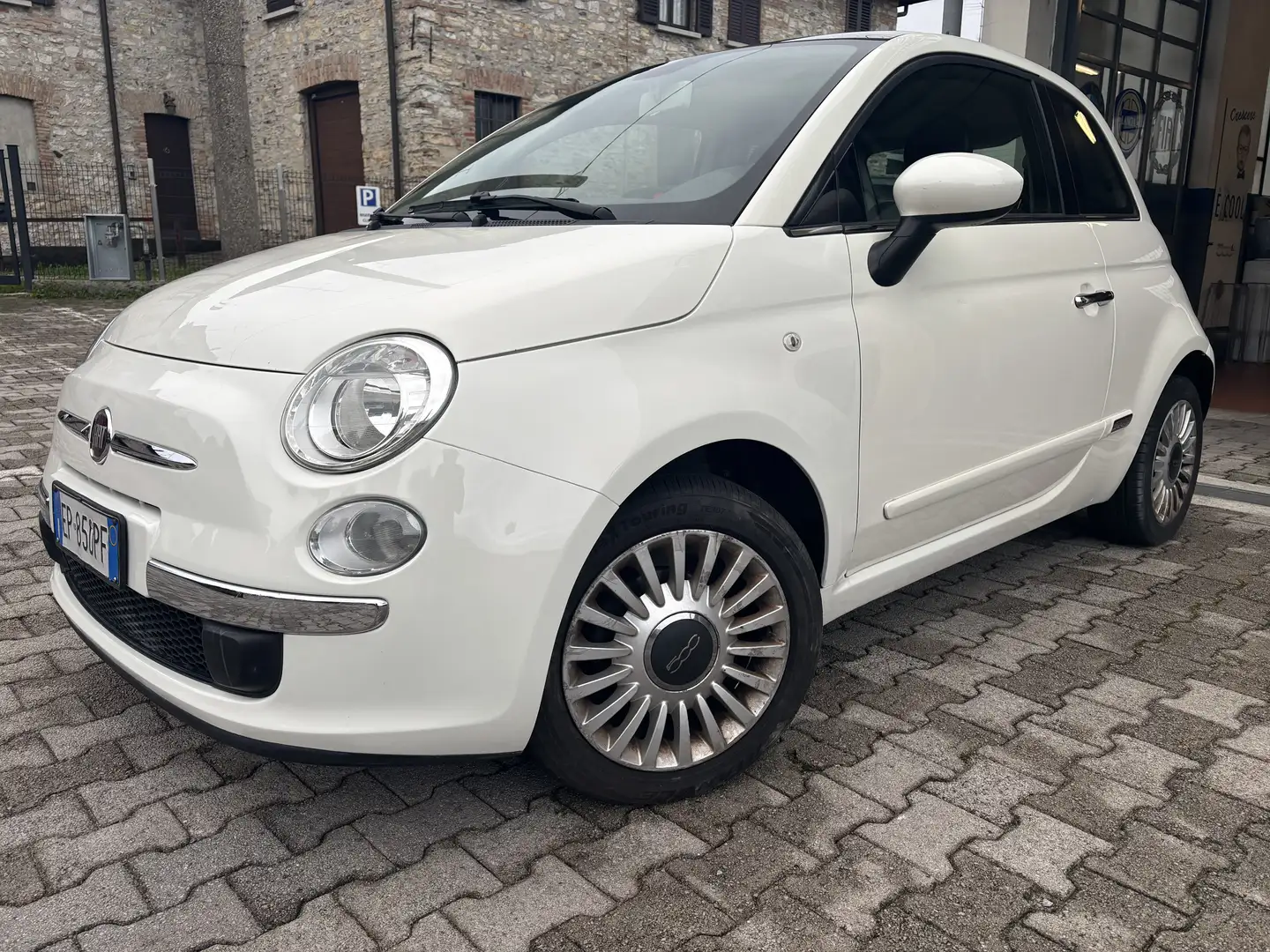 Fiat 500 1.2 Lounge AUTOMATICA-NEOPATENTATI Bianco - 2
