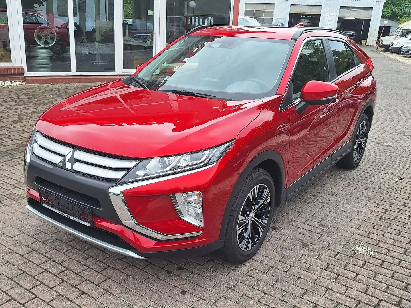 Mitsubishi Eclipse Cross Diamant Edition 2WD Rot - 1
