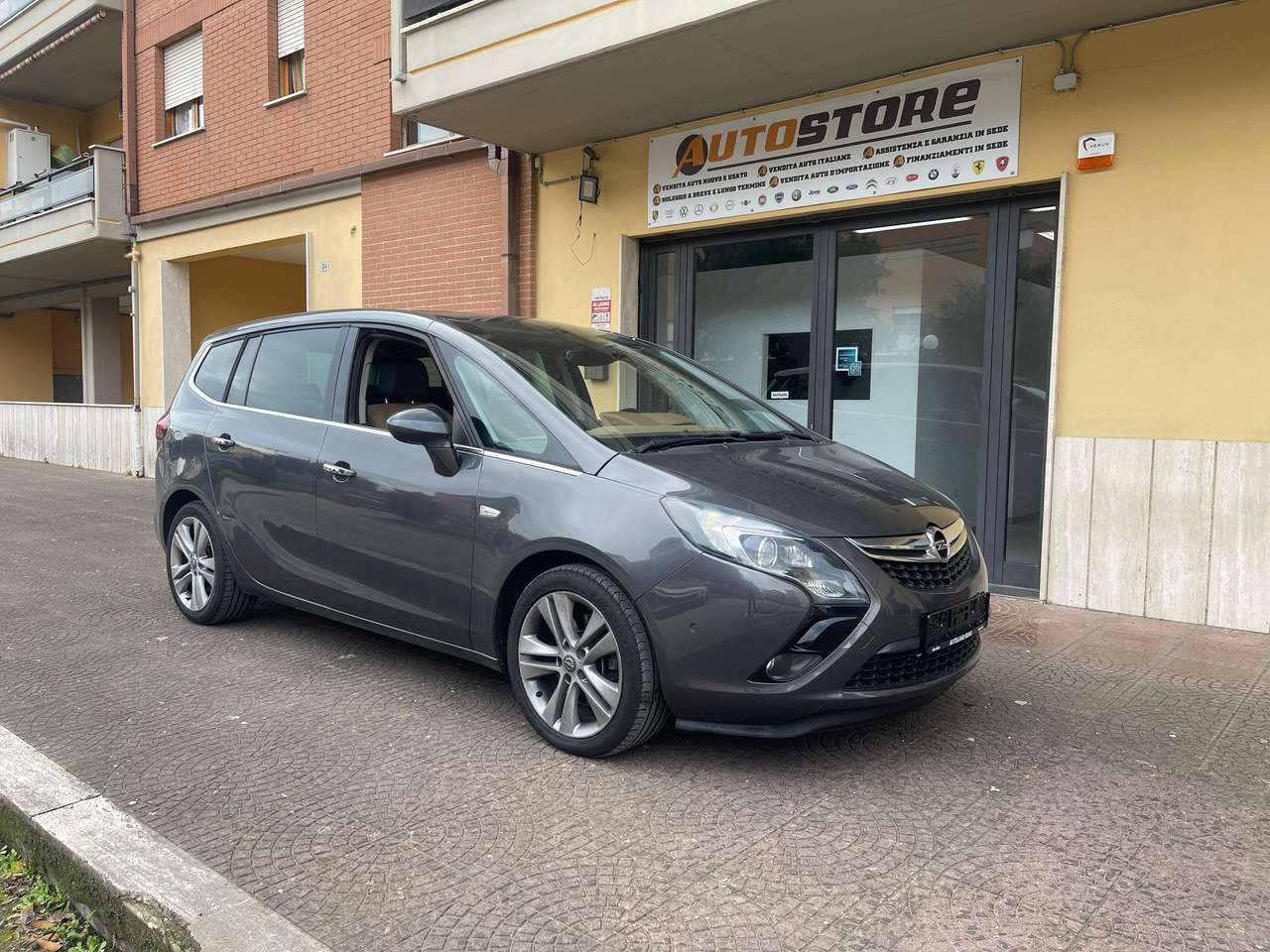 Opel Zafira Zafira 1.9 cdti Edition 7 POSTI