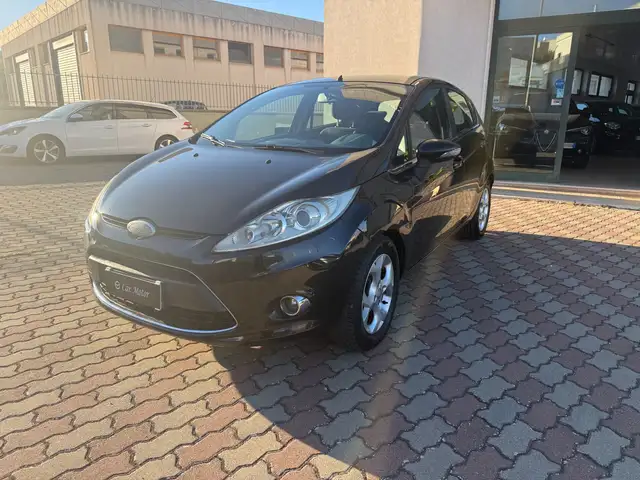 Ford Fiesta Fiesta 1.4 TDCi 68CV 5 porte Titanium