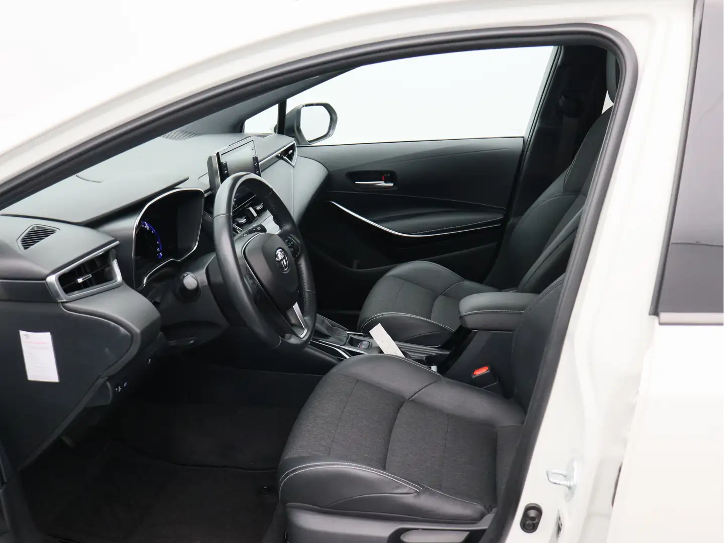 Toyota Corolla Touring Sports 1.8 Hybrid Business Plus/ lage km/ Blanc - 2