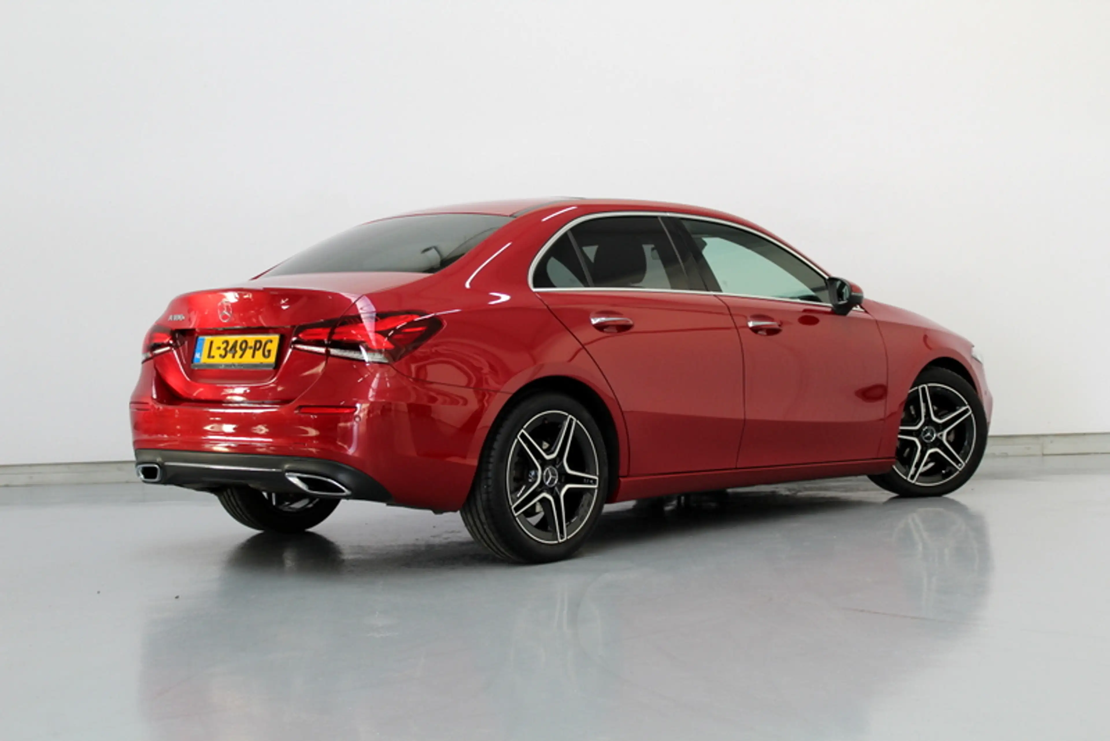 Mercedes-Benz A 180 Business Solution Luxury 136PK, RIJLAAR | PANORAMA — photo 8