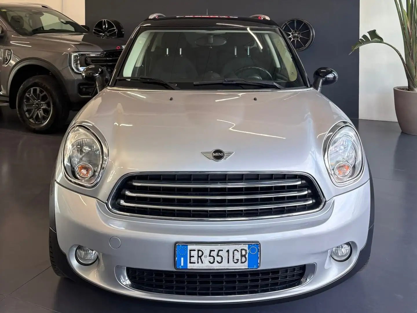 MINI Cooper D Countryman Mini Countryman 2.0 Cooper D auto Plateado - 2