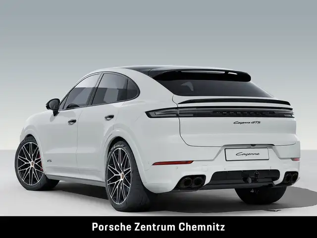 Porsche Cayenne GTS view 3