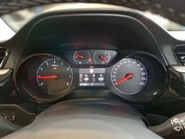Opel Corsa view 10