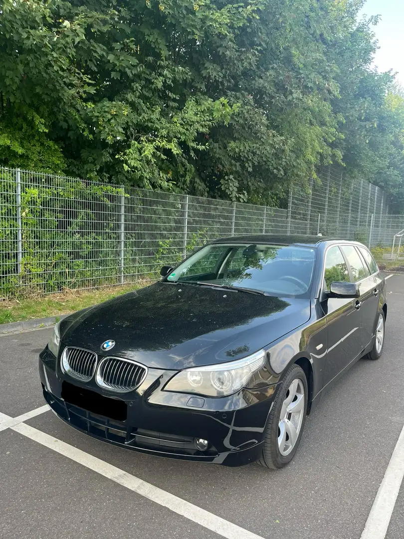 BMW 523 523i Adapt. Kurvenlicht/70Tsd Km/1. Hand/TÜV NEU Černá - 1
