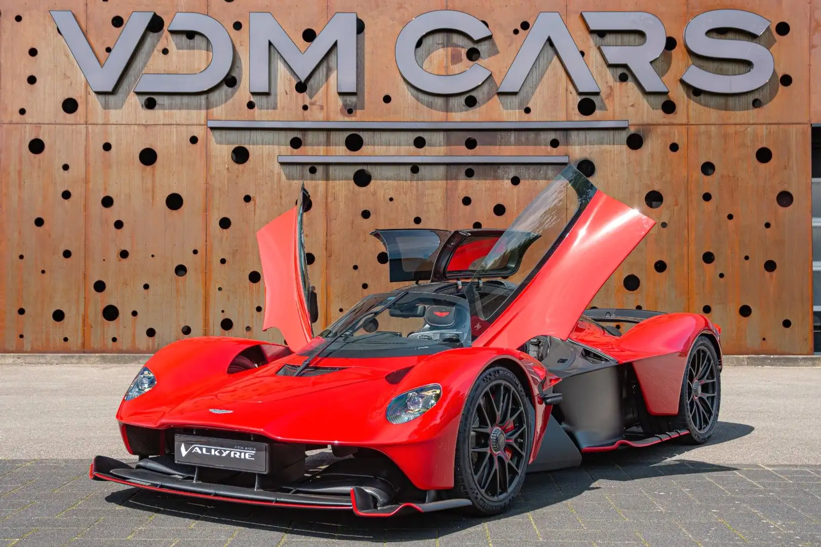 Aston Martin Valkyrie SPIDER *Q-COMMISSION*COLLECTOR PLAN * Rojo - 1