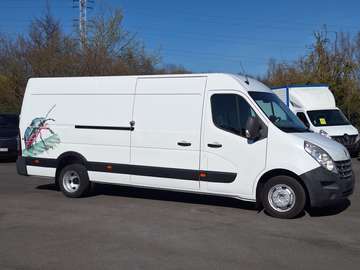 2.3 dCi 35 L4H2 dubbellucht (6529Netto+Btw/Tva)