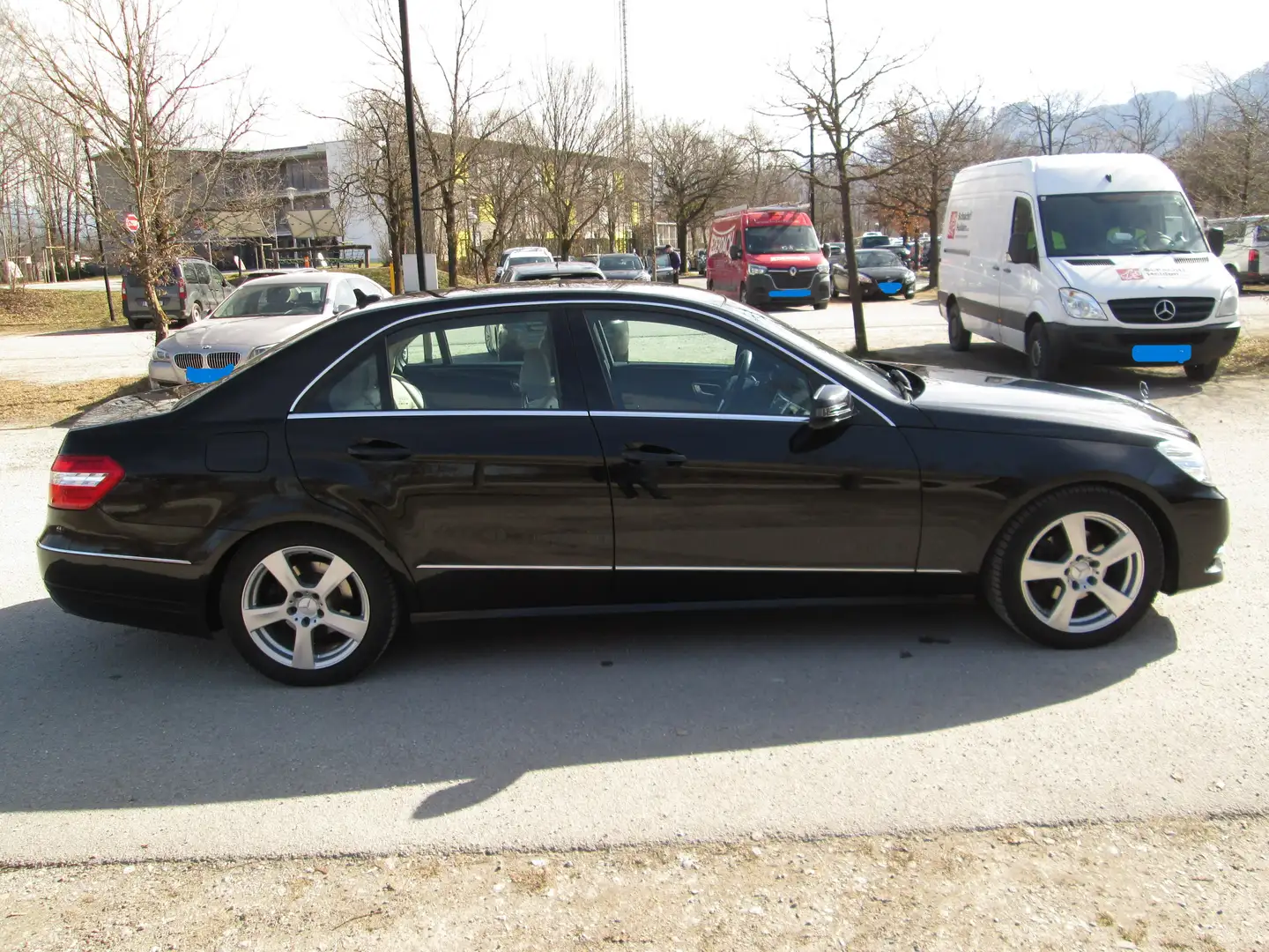 Mercedes-Benz E 200 Avantgarde  BlueEfficiency CDI Aut. Schwarz - 2
