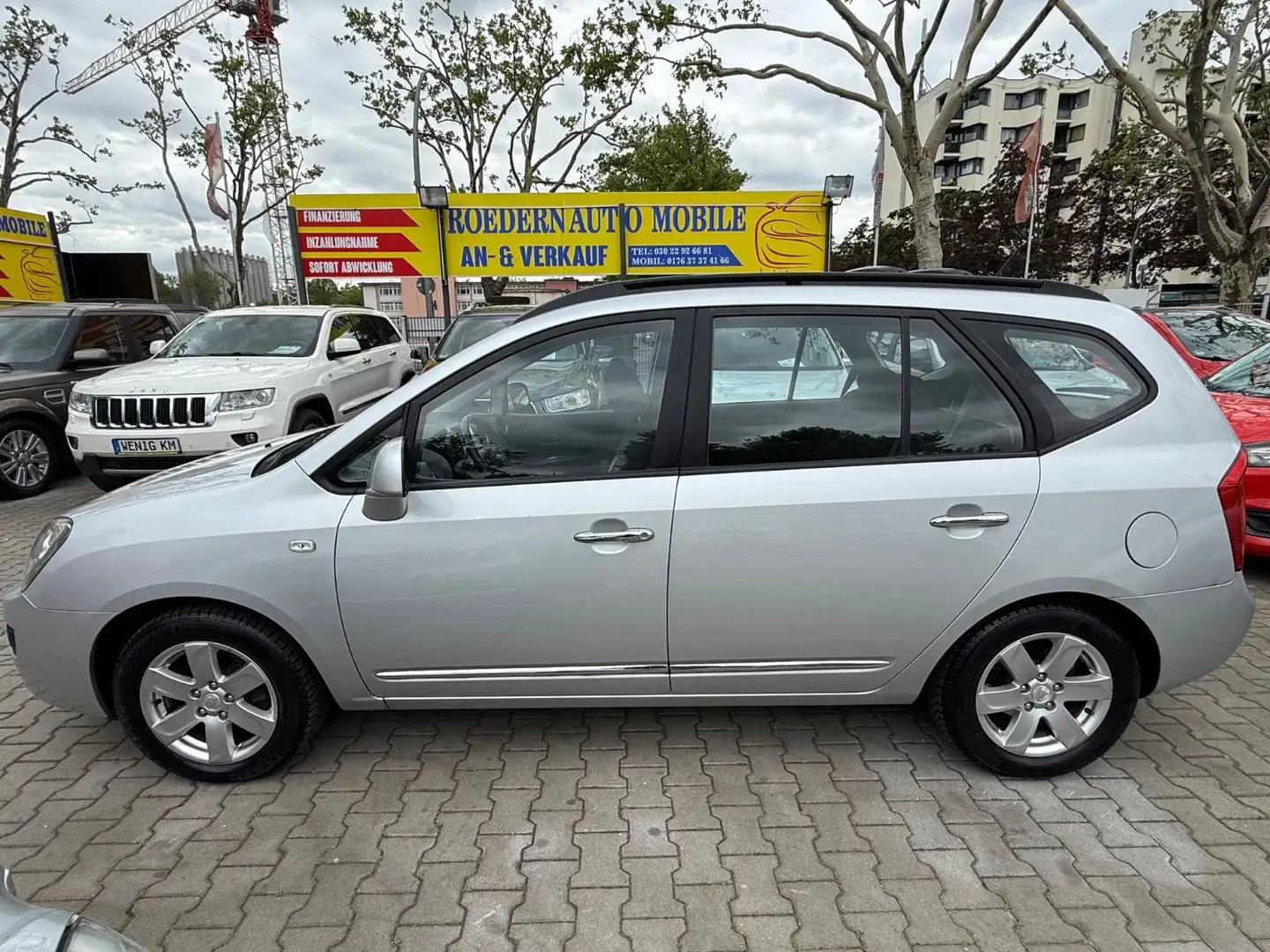 Kia Carens EX Carens 2.0 CRDi EX 2.hand Plateado - 2