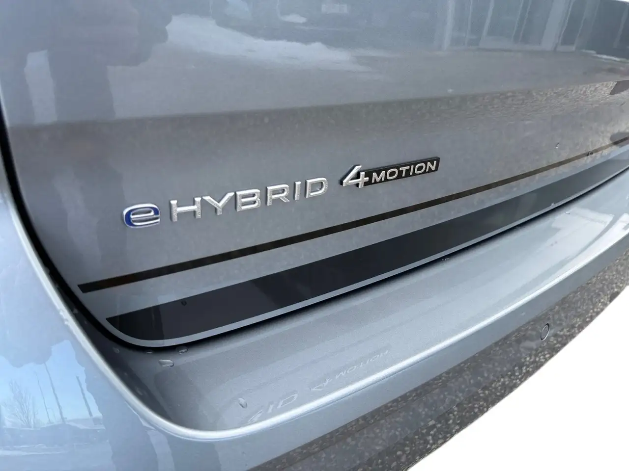 Volkswagen T7 Multivan VW T7 Multivan Edition ÜH eHybrid 180 kW 4M 4