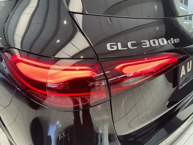 Mercedes-Benz GLC 300 de 4MATIC AMG LINE Ansicht 23