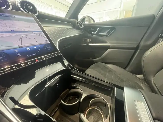 Mercedes-Benz GLC 300 de 4MATIC AMG LINE Ansicht 17