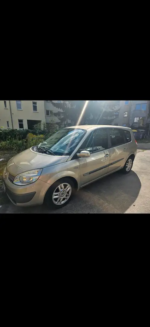 Renault Grand Scenic 2.0 16V Aut. Dynamique Bronze - 1