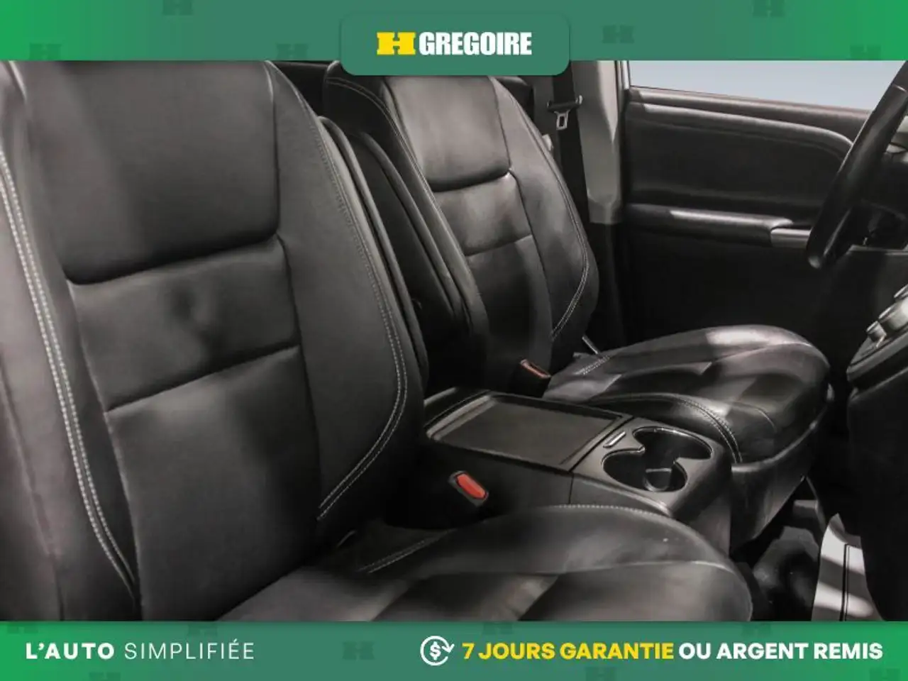 Toyota Sienna снимка Toyota Sienna