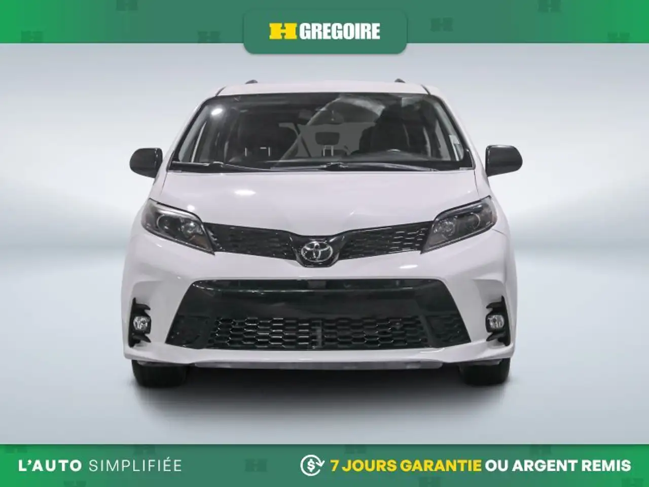 Toyota Sienna снимка Toyota Sienna