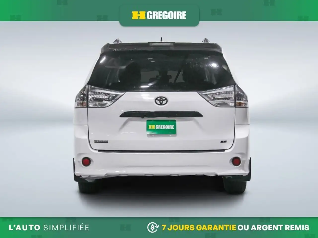 Toyota Sienna снимка Toyota Sienna