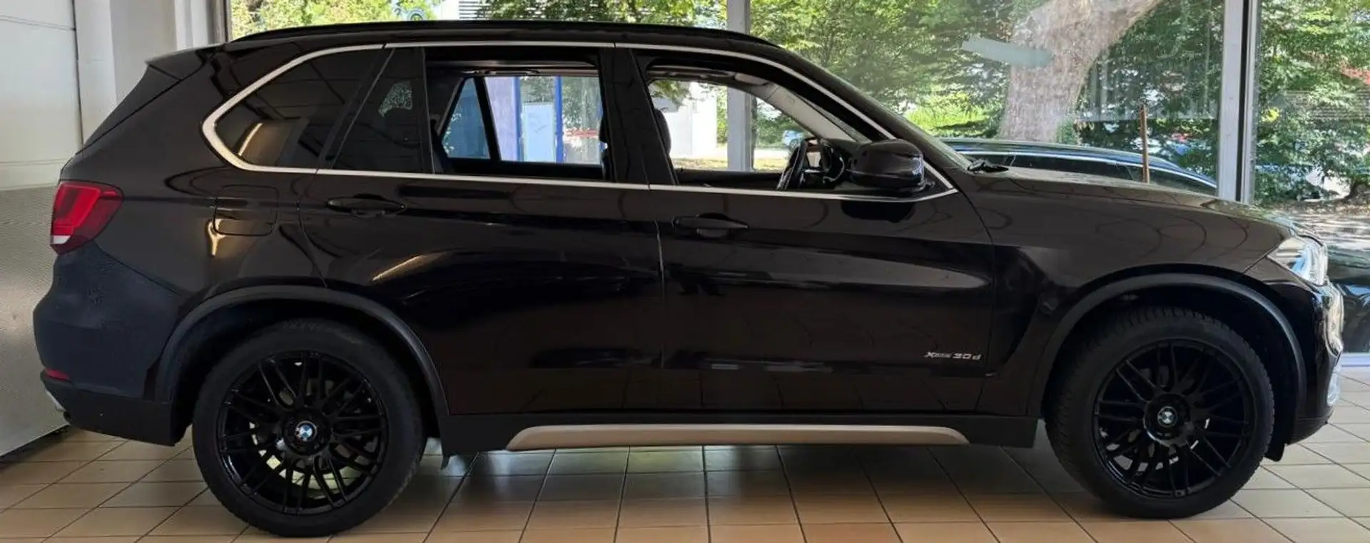 BMW X5 xDrive30d XENON HuD Pano Key-GO Kamera Touch 20Z" Bruin - 2