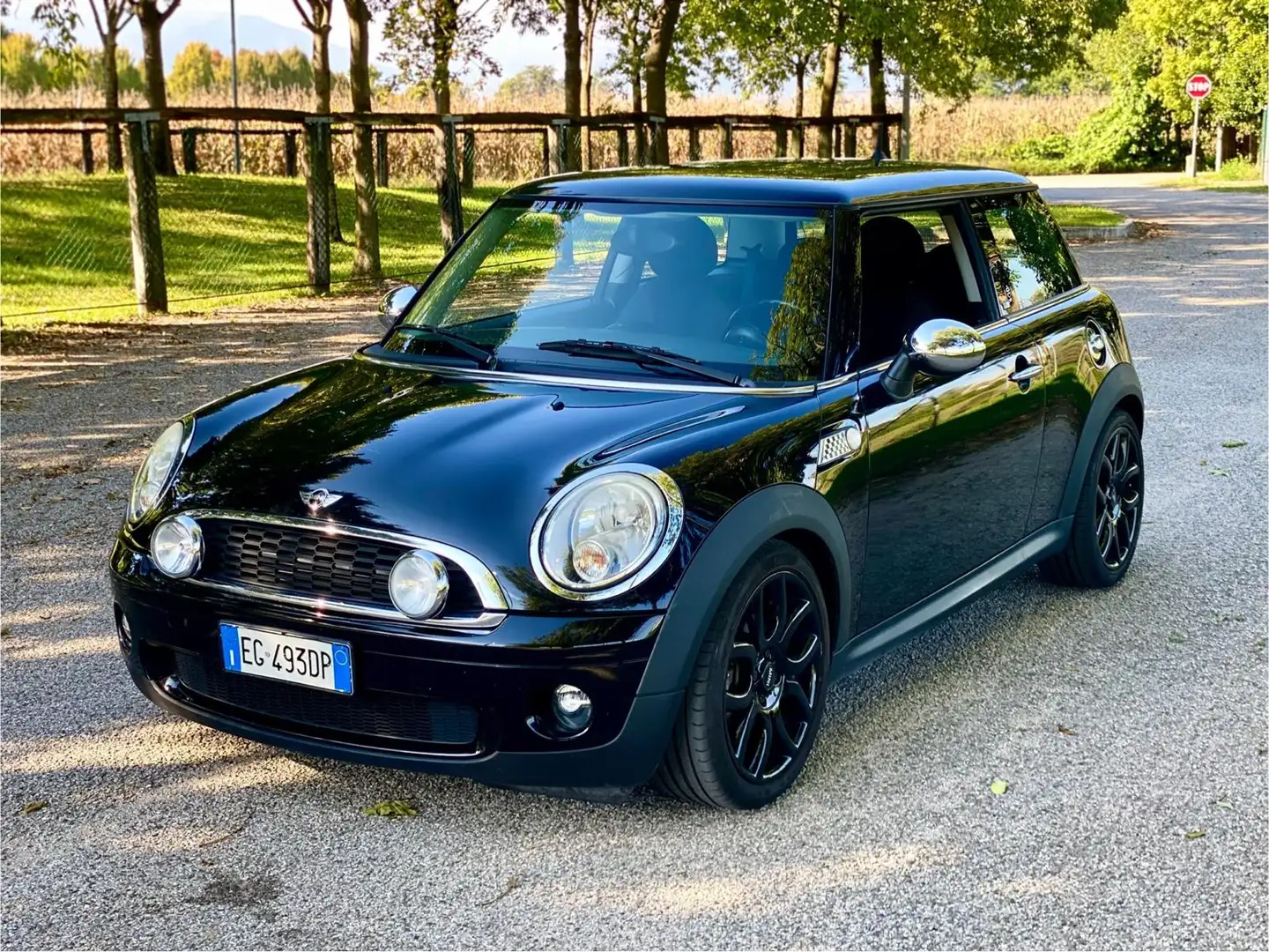 MINI One Mini  1.6 Trigger 98cv Neopatentati klima Nero - 2