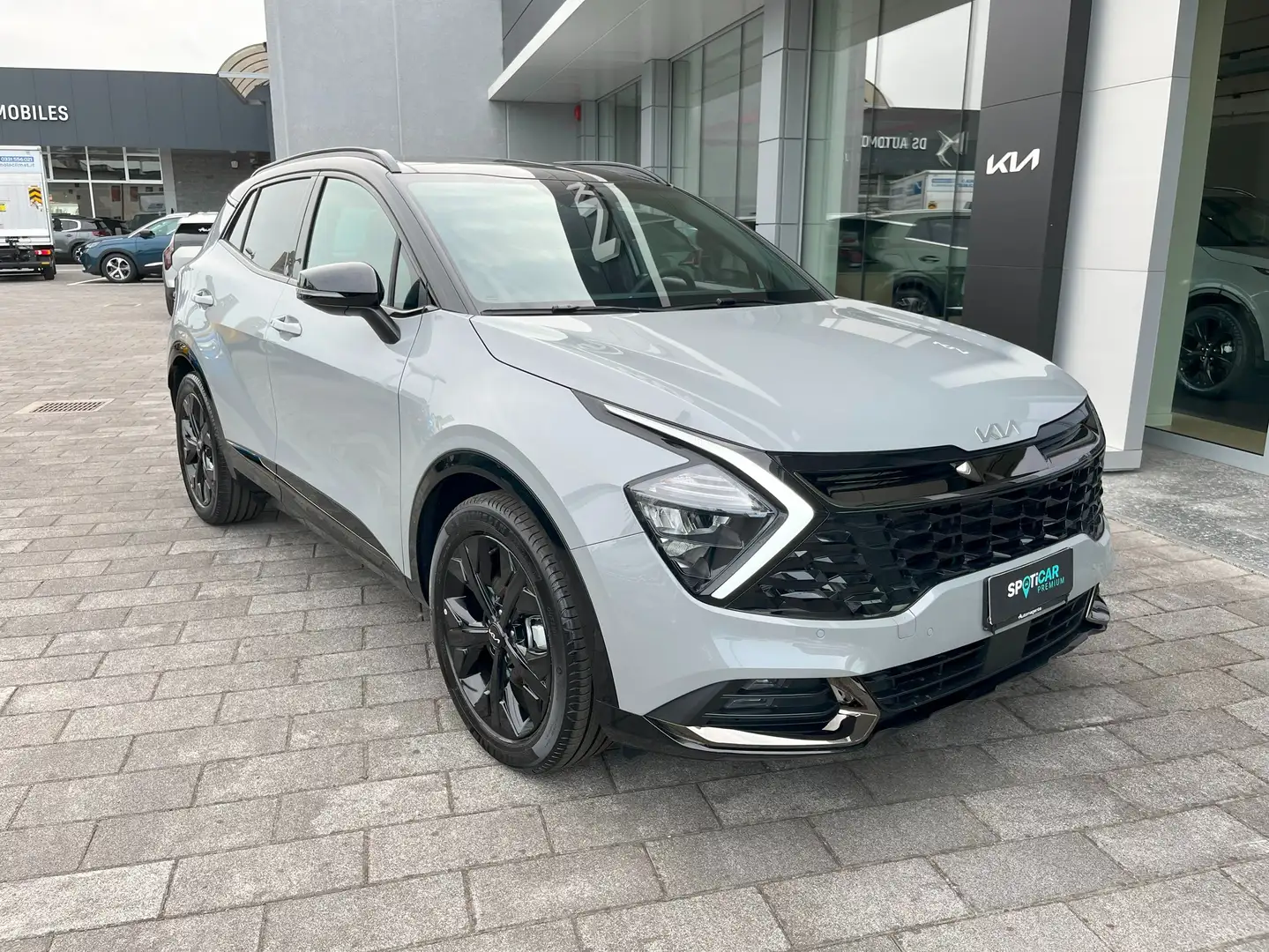 Kia Sportage 1.6 Mild Hybrid TGDi 160cv DCT7 SPECIAL EDITION SR Grau - 1