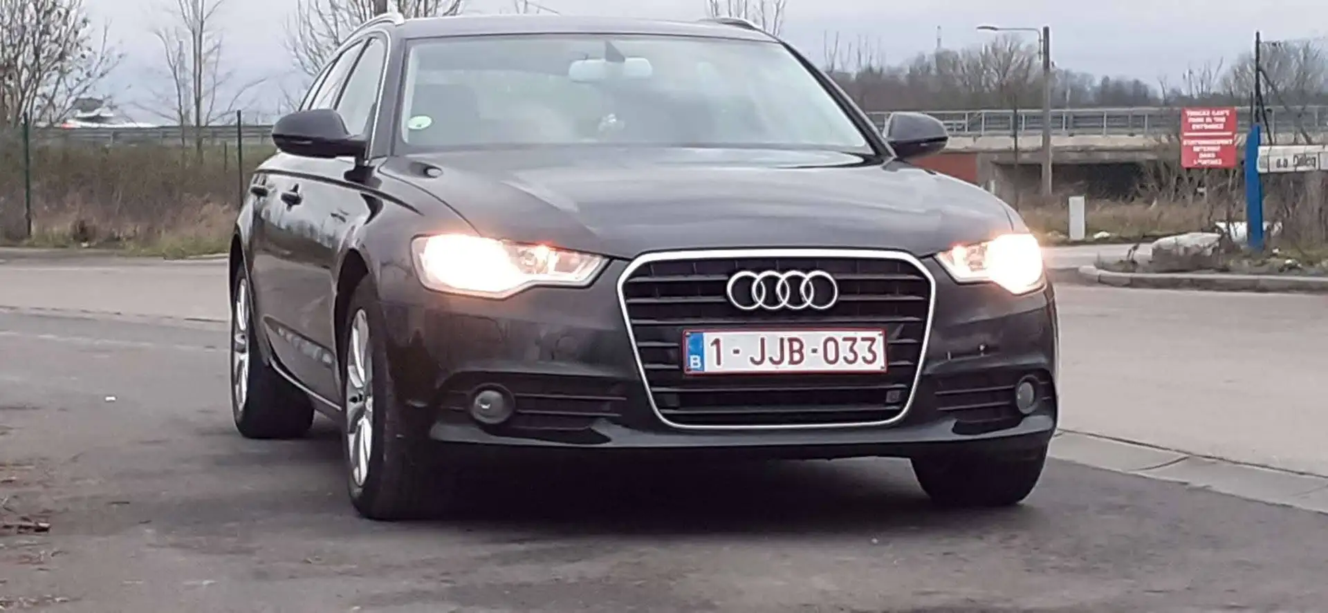 Audi A6 A6 Avant 2.0 TDi Noir - 1