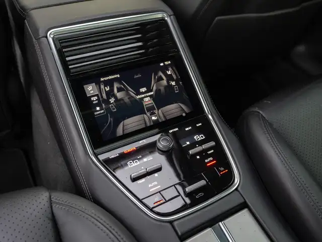 Porsche Panamera view 24