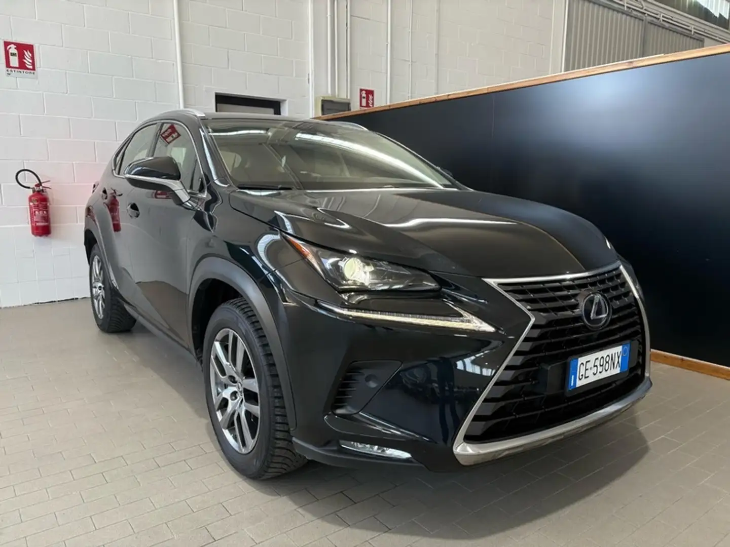 Lexus NX 300h 300 2.5 Hybrid Premium Nero - 1
