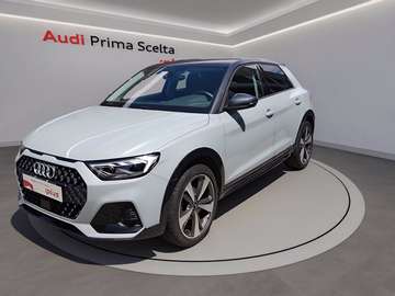 allstreet 30 1.0 tfsi identity contrast 110cv s tr