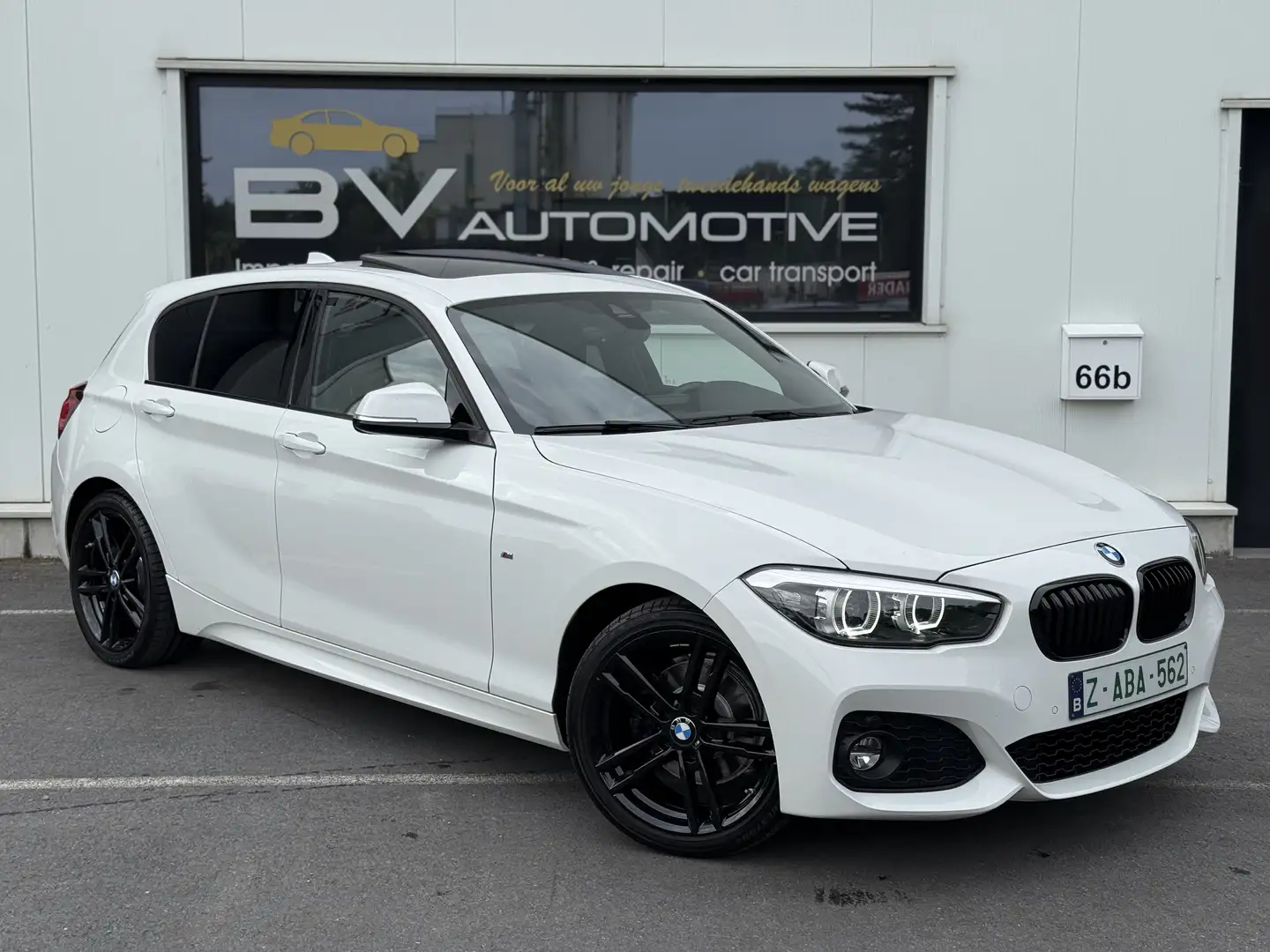BMW 120 i automaat - PANO - LEDER - SHADOW Bílá - 1
