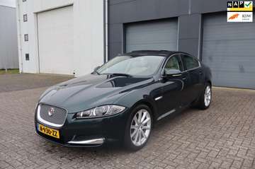 3.0 V6 Aut/Dealer onderhouden!!Schuifdak