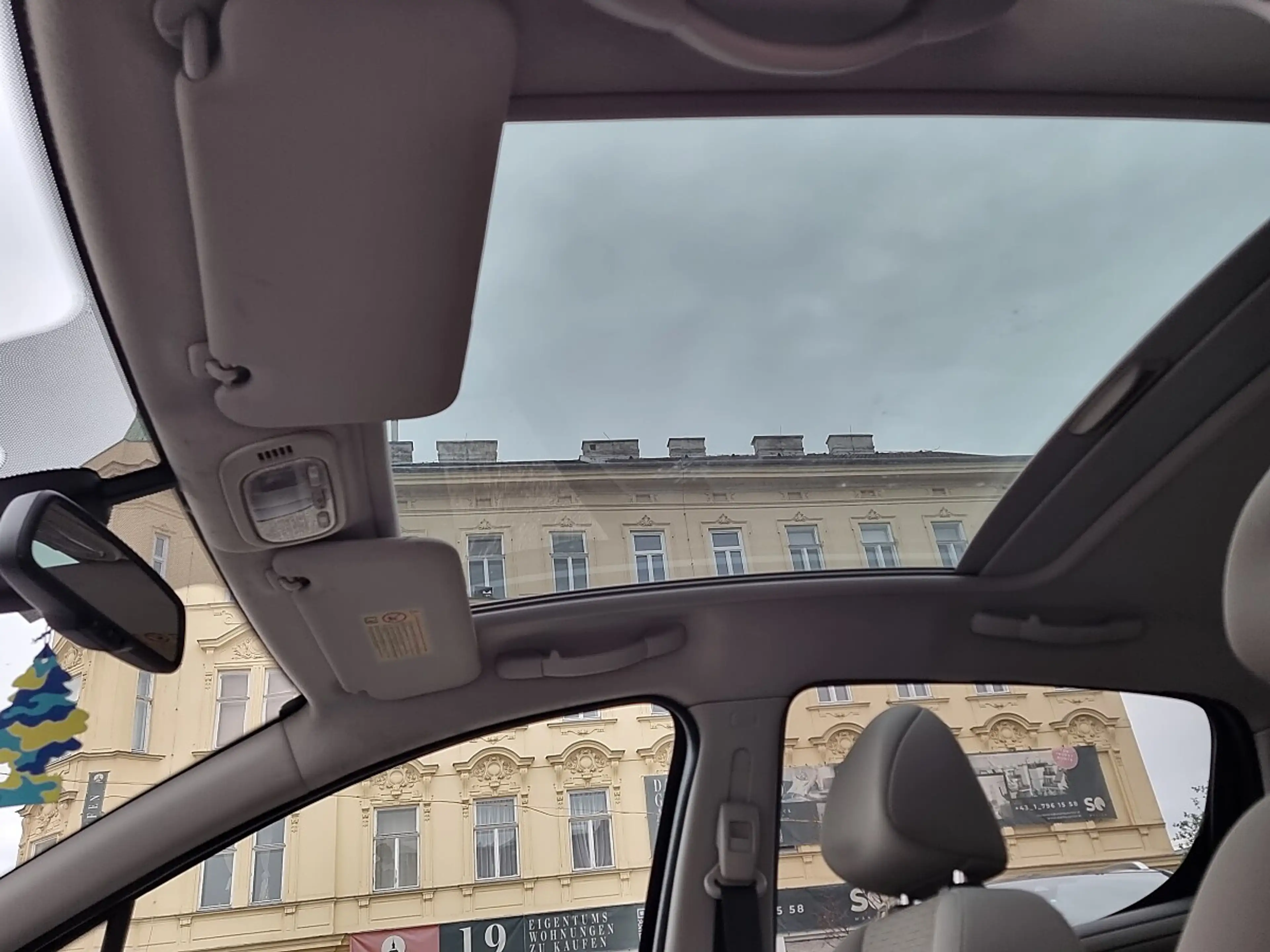Peugeot 207 Active 1,6 HDi 95 FAP — photo 12