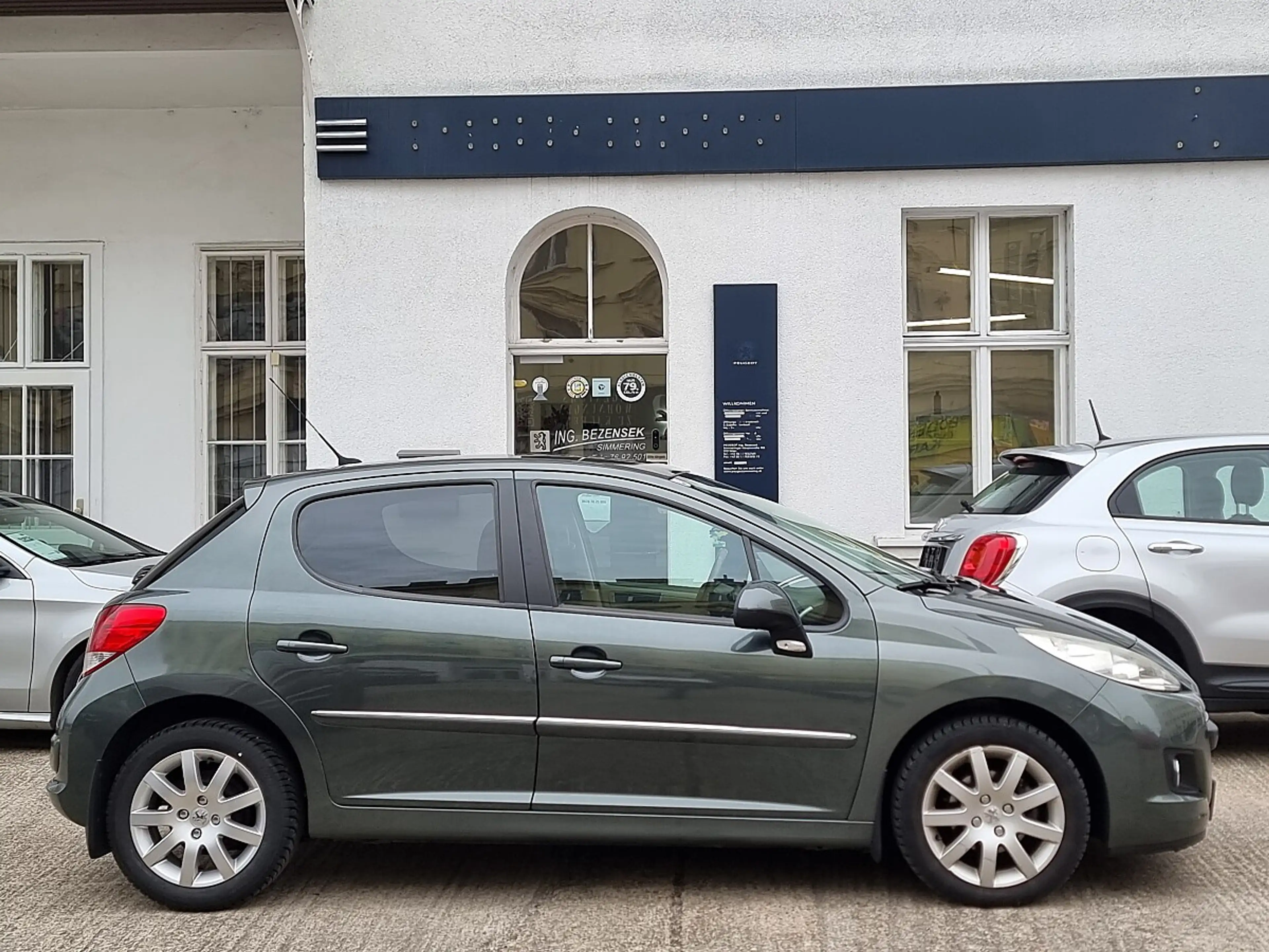 Peugeot 207 Active 1,6 HDi 95 FAP — photo 2