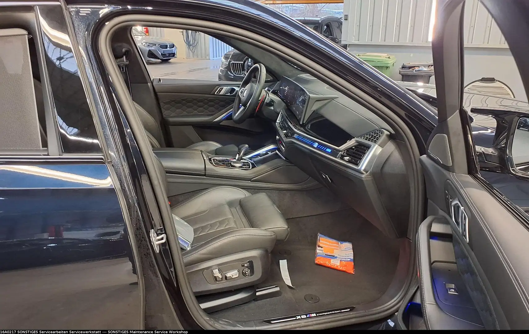 BMW X6 M Competition PANO AHK DA-Pro PA-Pro Massage AD-LED Schwarz - 2