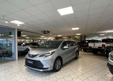 2,5L - Hybrid - 8 Sitze