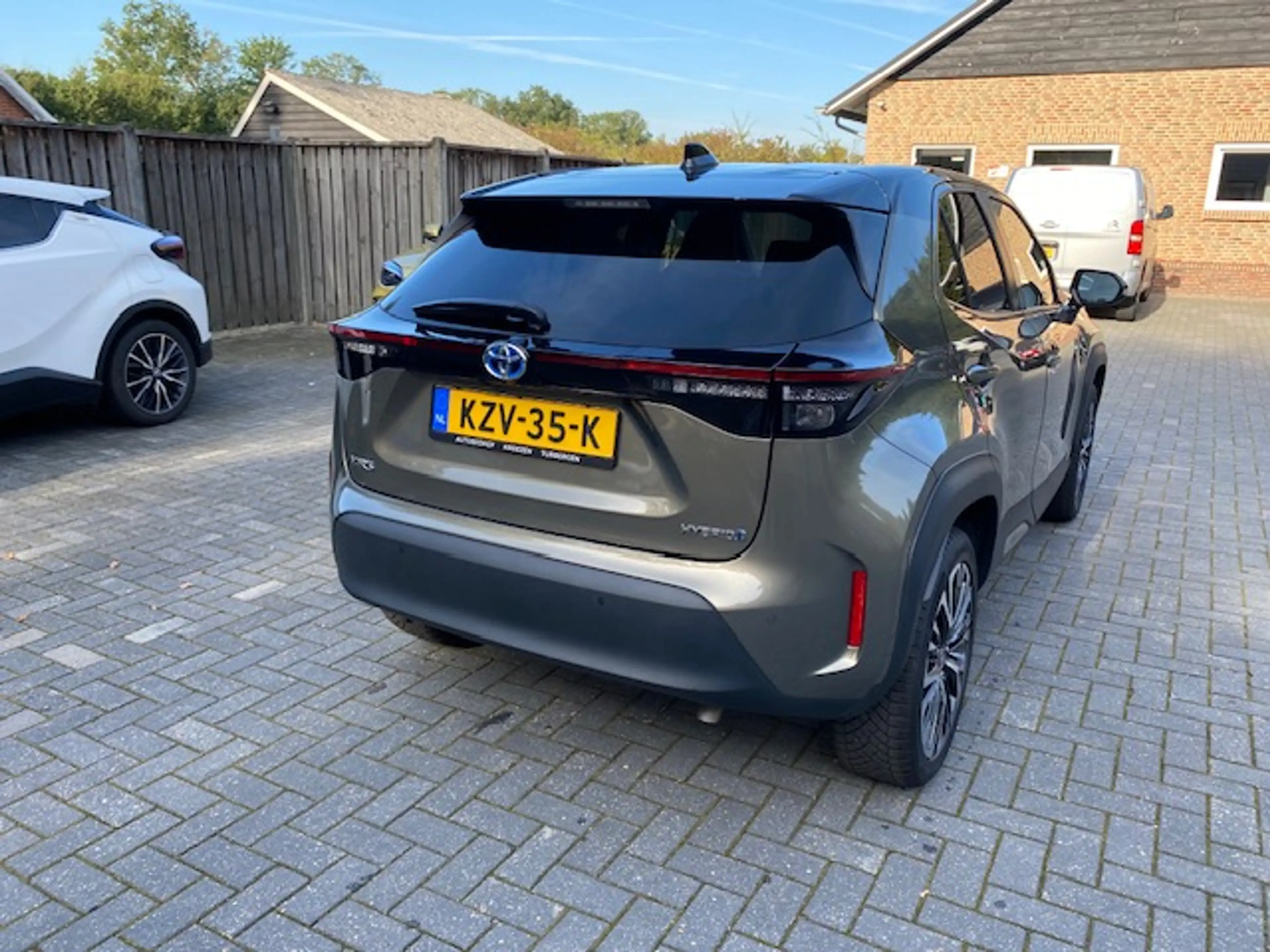 Toyota Yaris Cross 1.5 Hybrid Dynamic DODEHOEK  HEAD-UP  STUUR/STOELVERW  ELEKT ACHTERKLEP — photo 6