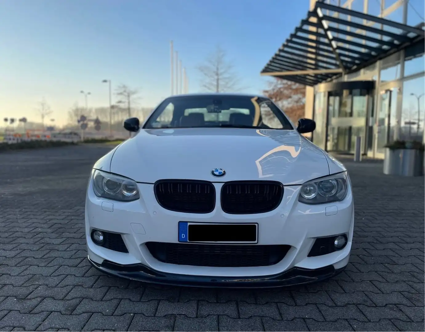 BMW 330 330d Cabrio Aut. Weiß - 1